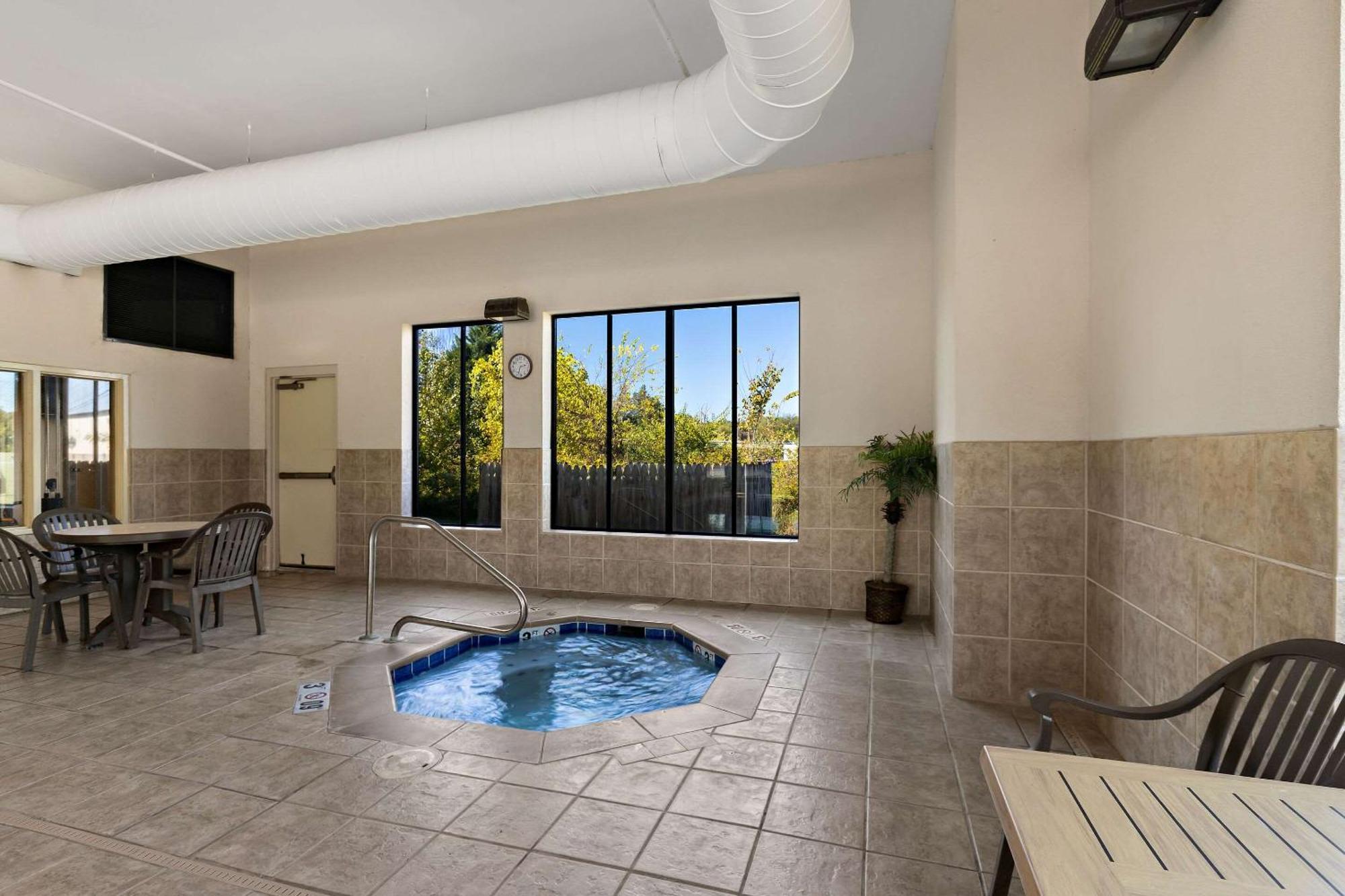 Comfort Inn Powell - Knoxville North Bagian luar foto